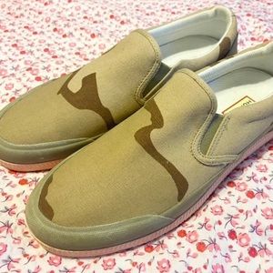 Hunter Camo Slip Ons 7W